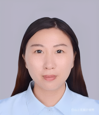 李晶